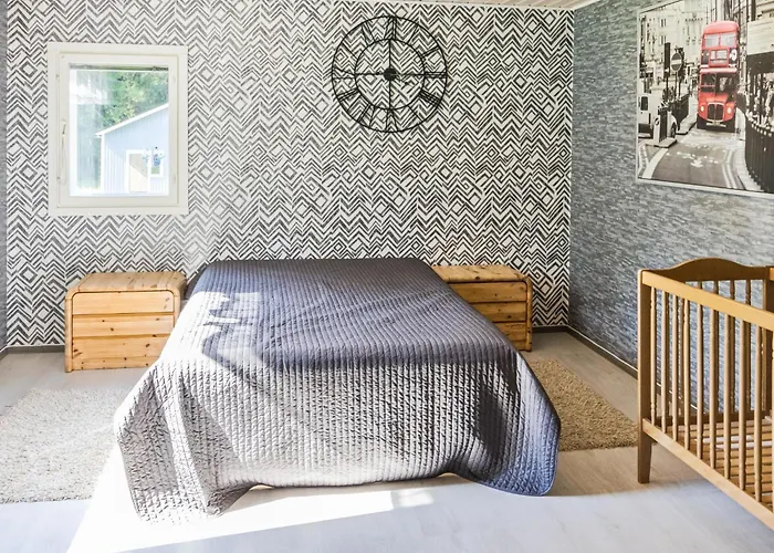 22 By Interhome Porras